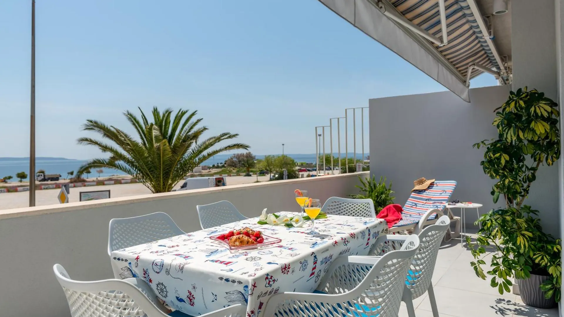 Beachfront Apartment Split
